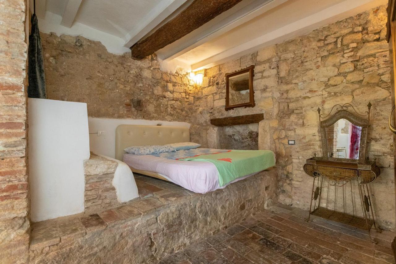 Ferienwohnung Un Pezzo Di Storia Vicino Al Mare Rosignano Marittimo Exterior foto