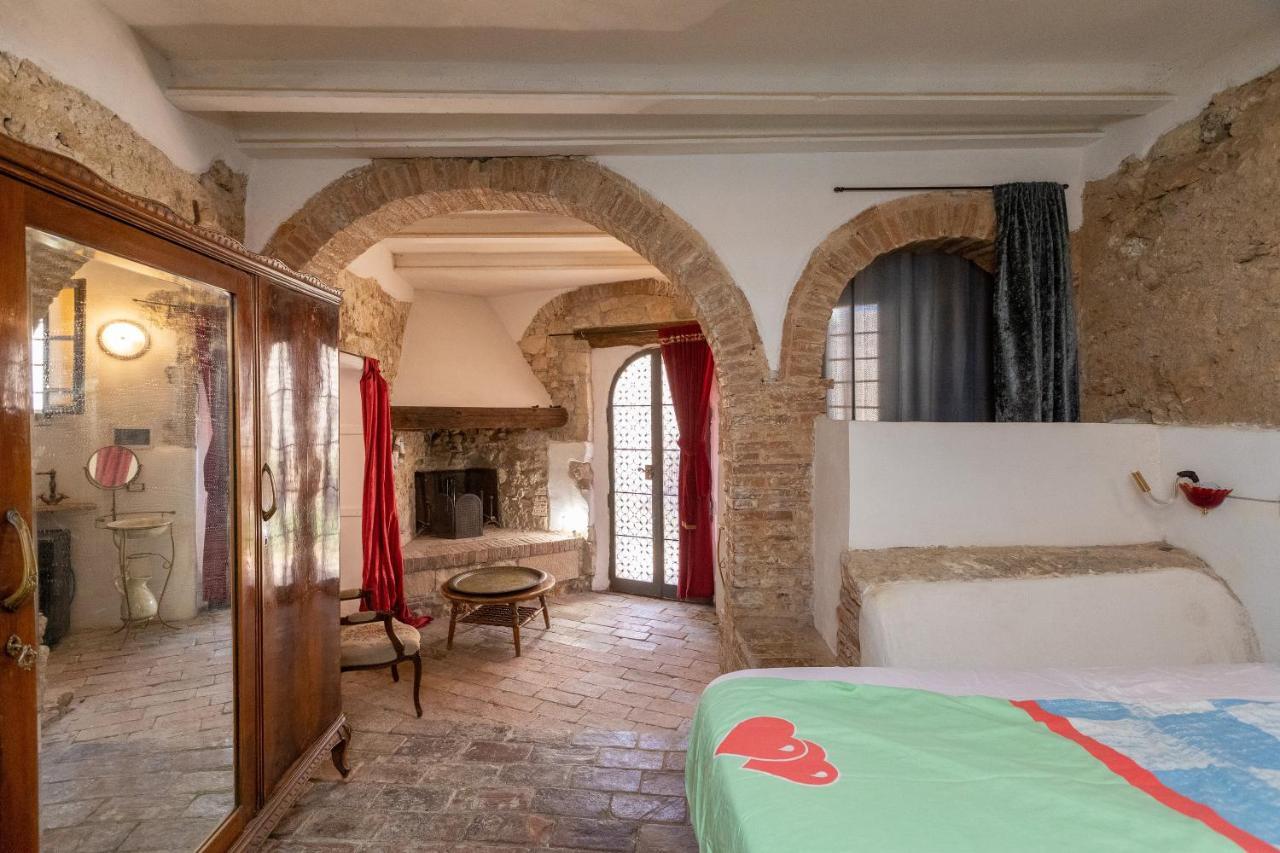 Ferienwohnung Un Pezzo Di Storia Vicino Al Mare Rosignano Marittimo Exterior foto