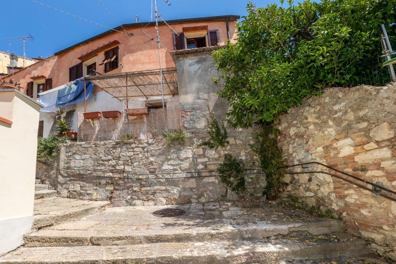 Ferienwohnung Un Pezzo Di Storia Vicino Al Mare Rosignano Marittimo Exterior foto
